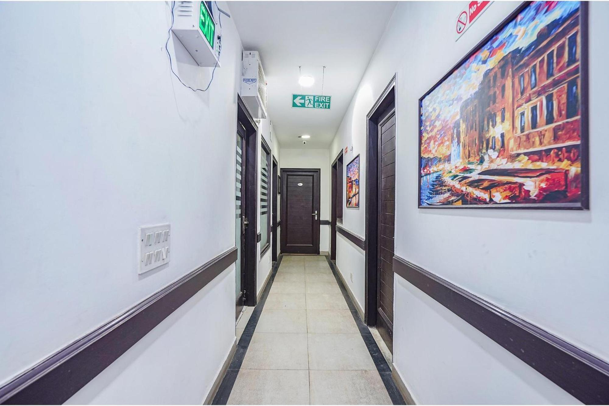 Fabhotel Kular Hotel
